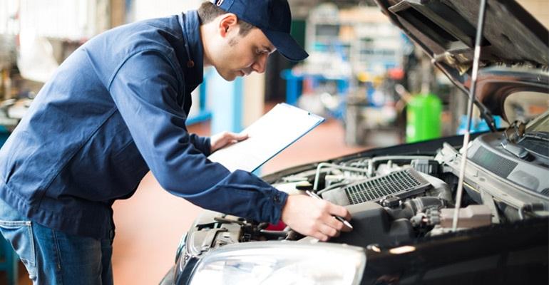 Les concessionnaires automobiles utilisent la donnée pour déterminer le potentiel de révision du client dans le but d'augmenter leur chiffre d'affaire atelier.